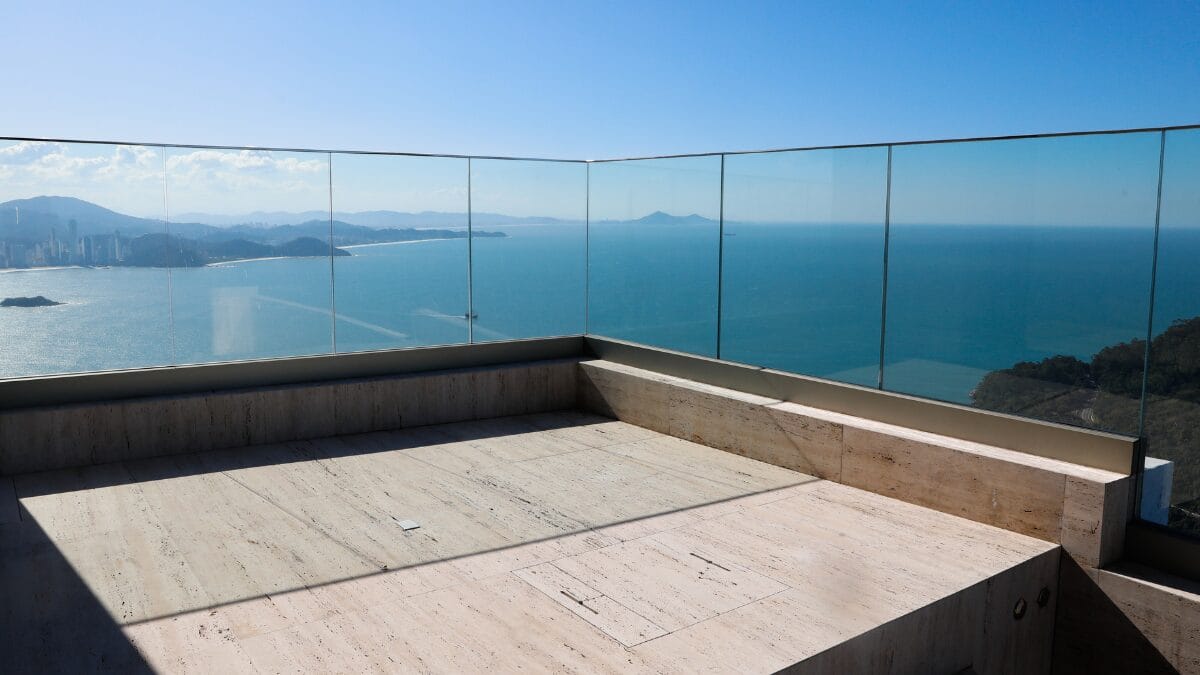 Cobertura vizinha do Neymar Yachthouse