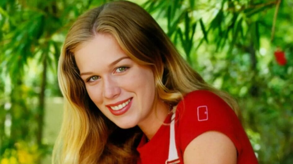 A atriz Ludmila Dayer vive com esclerose múltipla. Entenda a doença, os sintomas que ela sentiu e seu desabafo: 'achei que estava ficando maluca'.