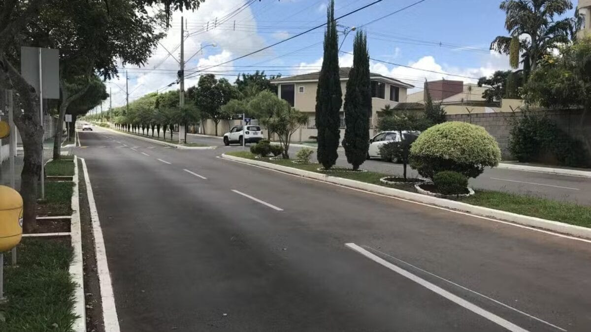 Condomínio de luxo onde Bolsonaro cumpre prisão orienta sobre uso de drones Incômodo