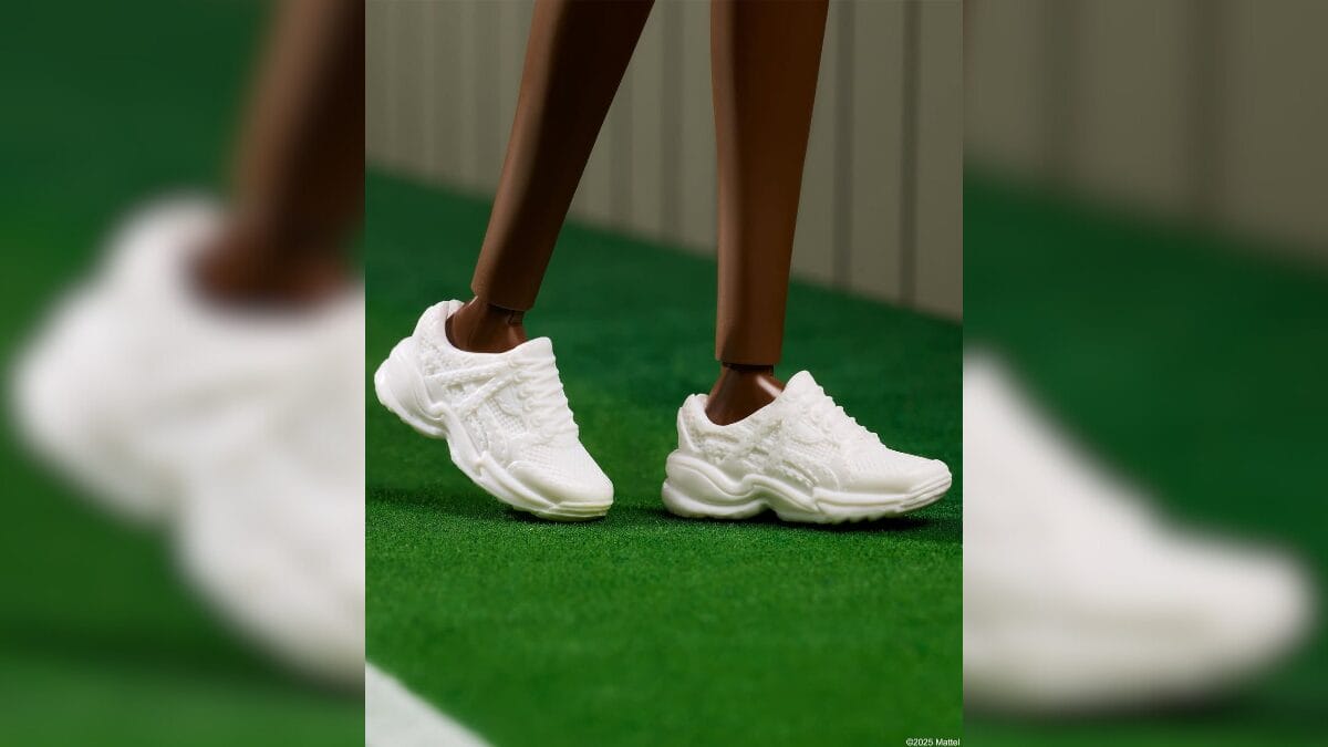 Detalhes no tênis da Barbie de Venus
