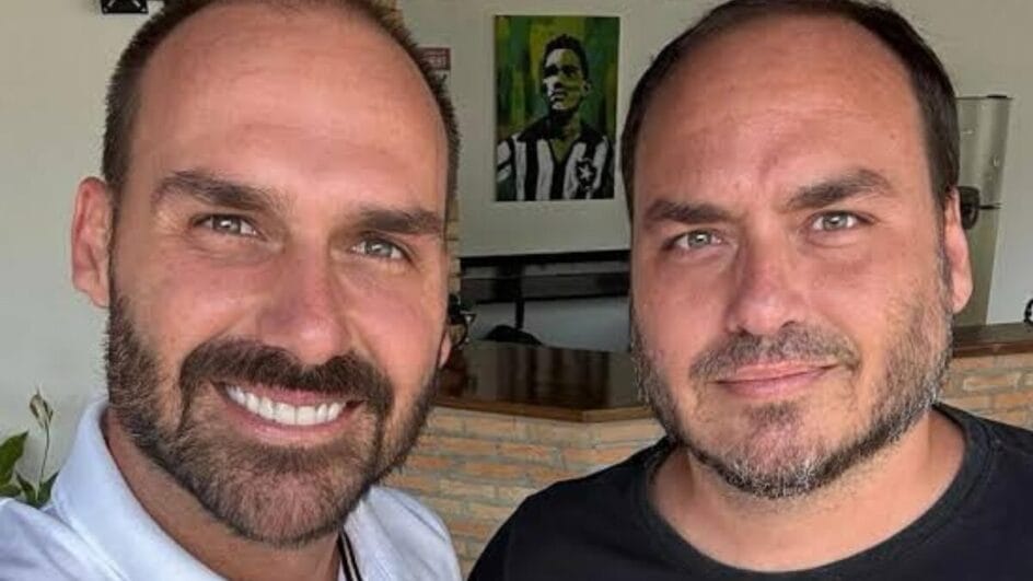 Eduardo e Carlos Bolsonaro