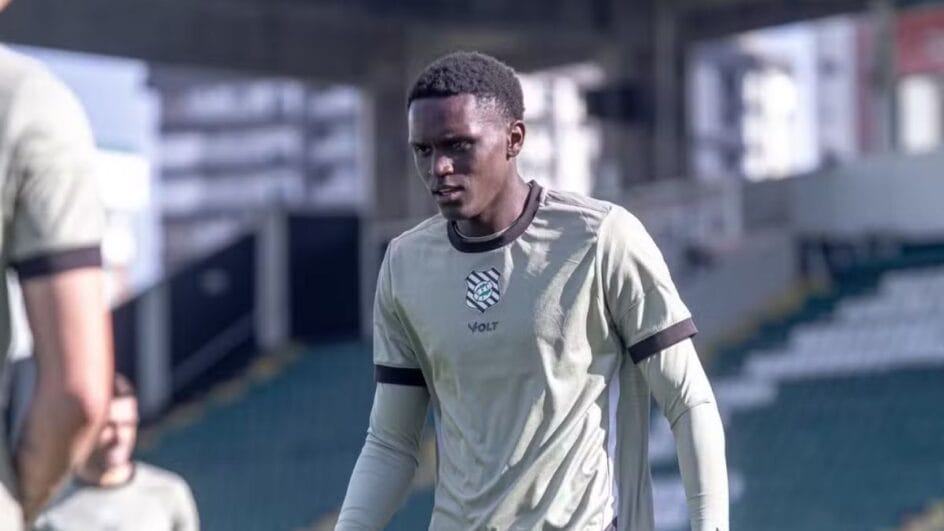 Matheus Matias está emprestado ao Figueirense pelo Santos (Foto: Patrick Floriani, FFC)