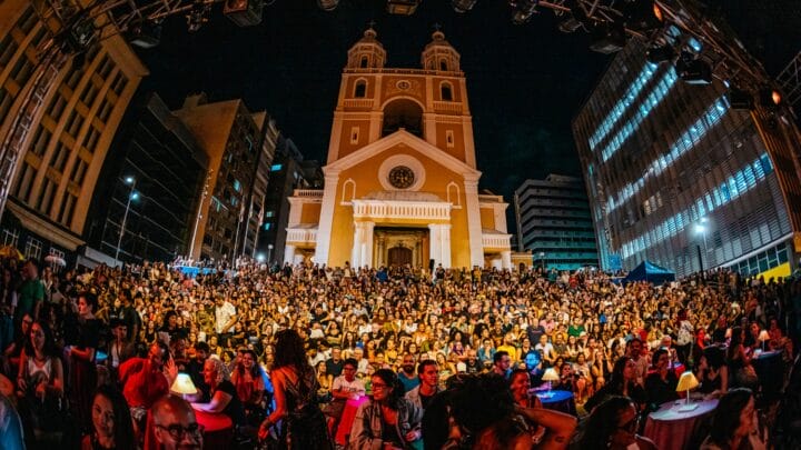 GRUPO GALPÃO - CABARÉ CORAGEM @pedromalamam-0.4 (1)