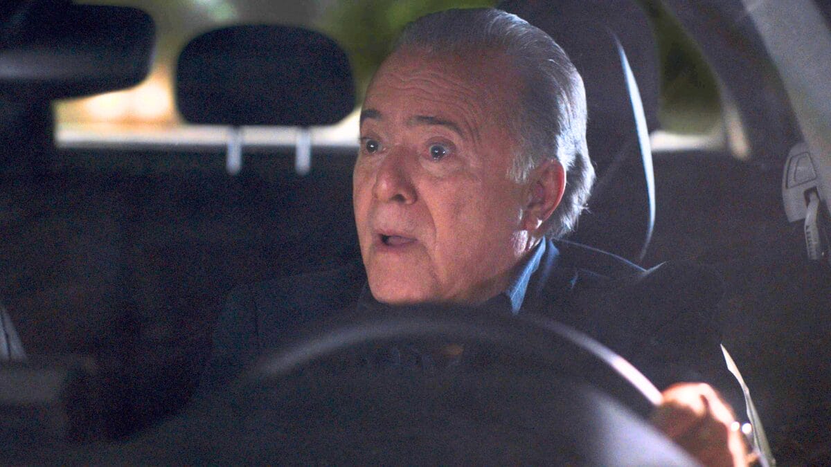 Ligação após morte de Abel pode ser a chave do novo mistério de Dona de Mim