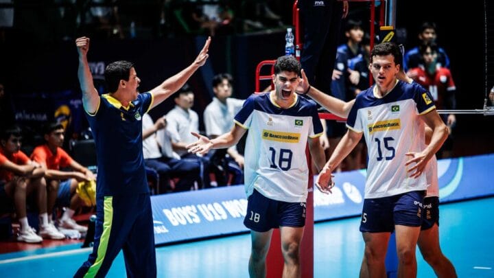 Lucas Righi usa a camisa número 18 pela Seleção Brasileira sub-21