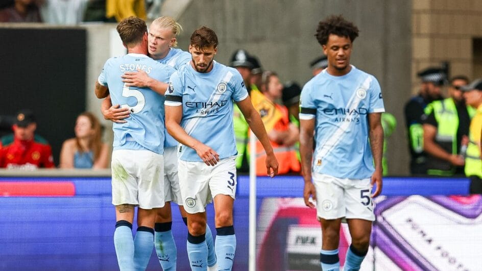 Haaland celebra gol da vitória do Manchester City na estreia da Premier League (Foto: Stuart Leggett, MI News, NurPhoto, Reuters)