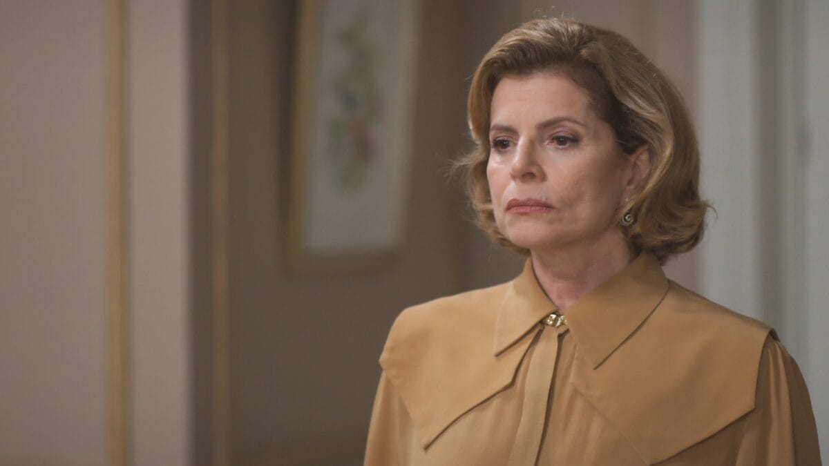 Maria de Fátima descobre sobre Leonardo e chantageia Odete