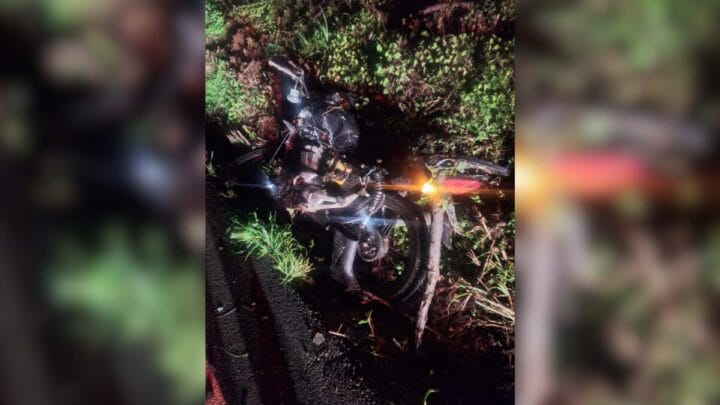 Motociclista morre após colidir com carro que invadiu a contramão na SC-155 no Oeste de SC