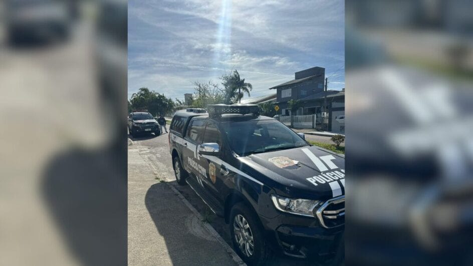 Mulher é investigada por perseguir e difamar padre após rejeição amorosa em SC
