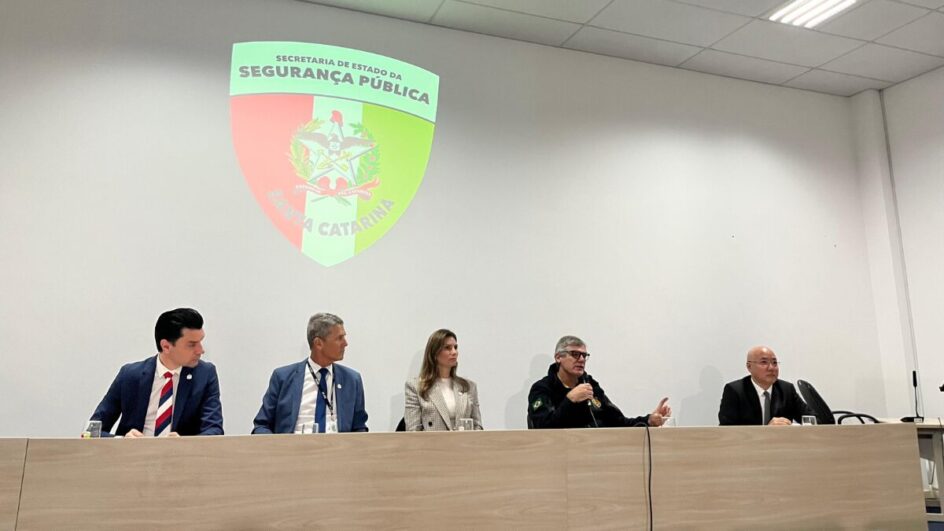 Polícia vai adotar novo protocolo de atendimento após morte de dentista em cela de SC