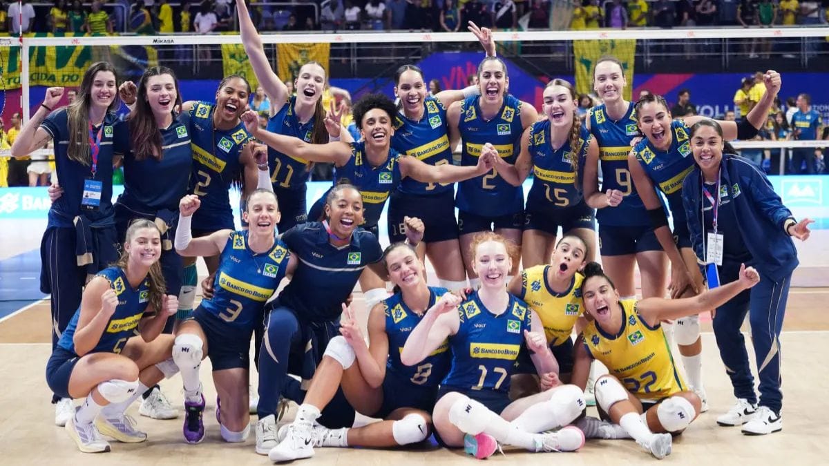 Catarinense esteve com a seleção adulta na VNL (Foto: Mauricio Val, FV Imagem, CBV)