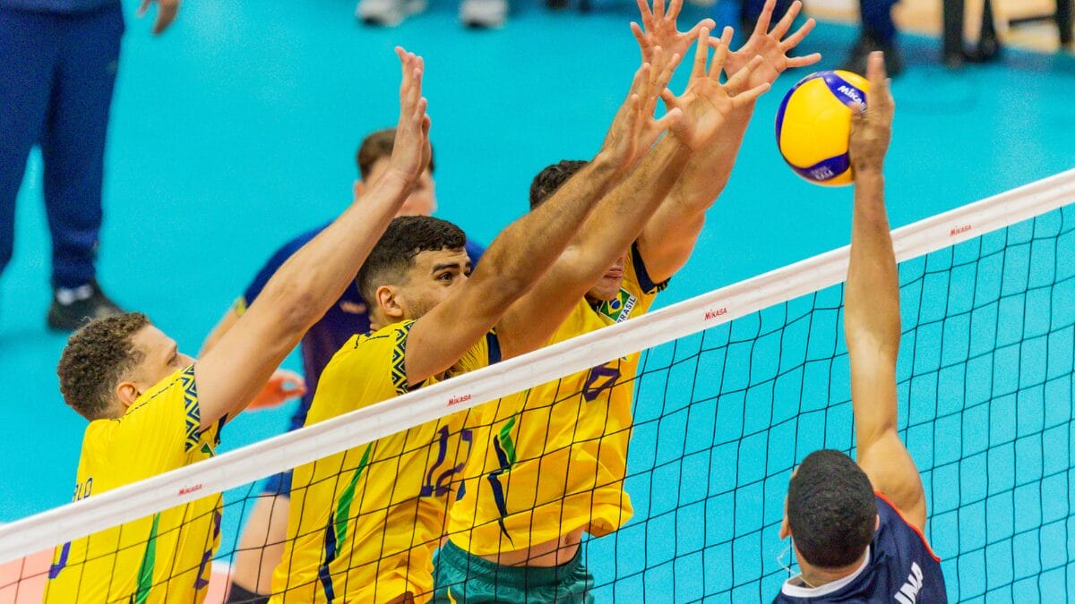 Bloqueio do Brasil no vôlei masculino do Pan-Americano Júnior