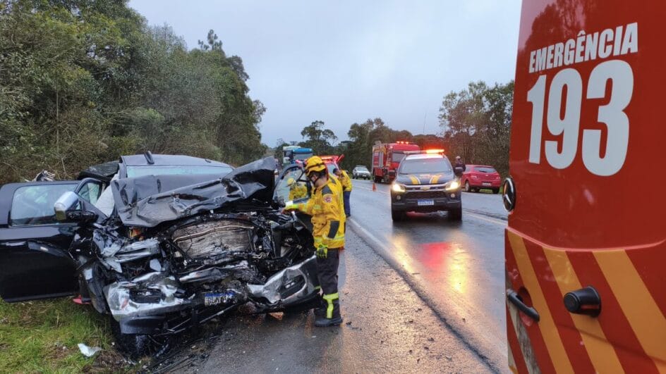 acidente caminhonete caminhão