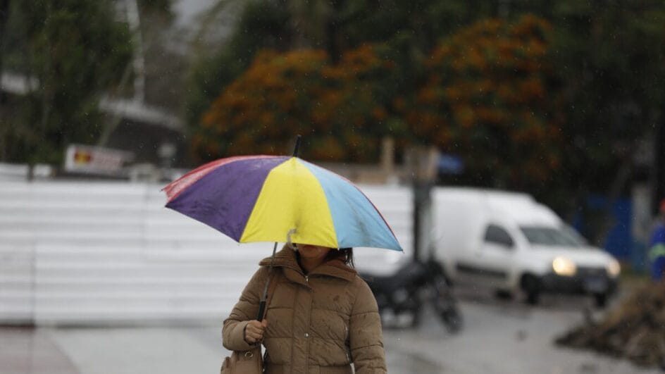 Chuva atinge todas as regiões de SC (Foto: Alan Pedro, DC)