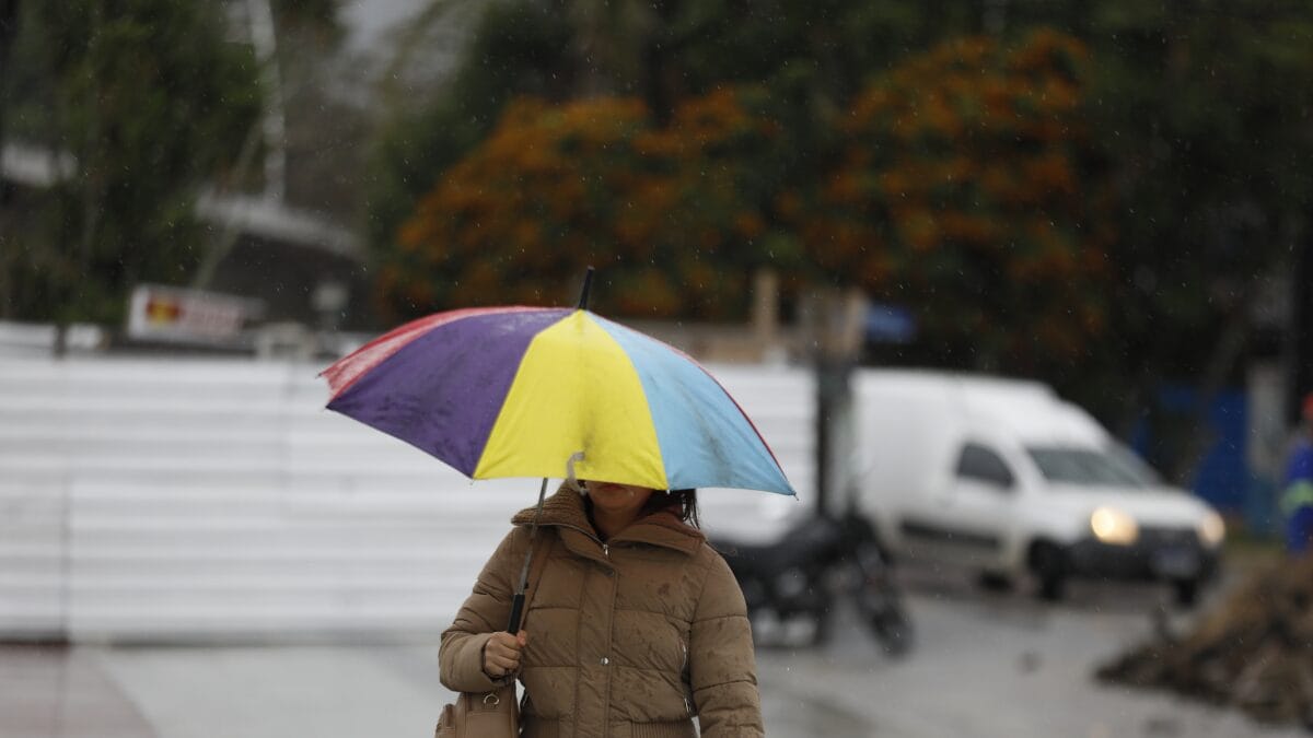 Chuva atinge todas as regiões de SC (Foto: Alan Pedro, DC)