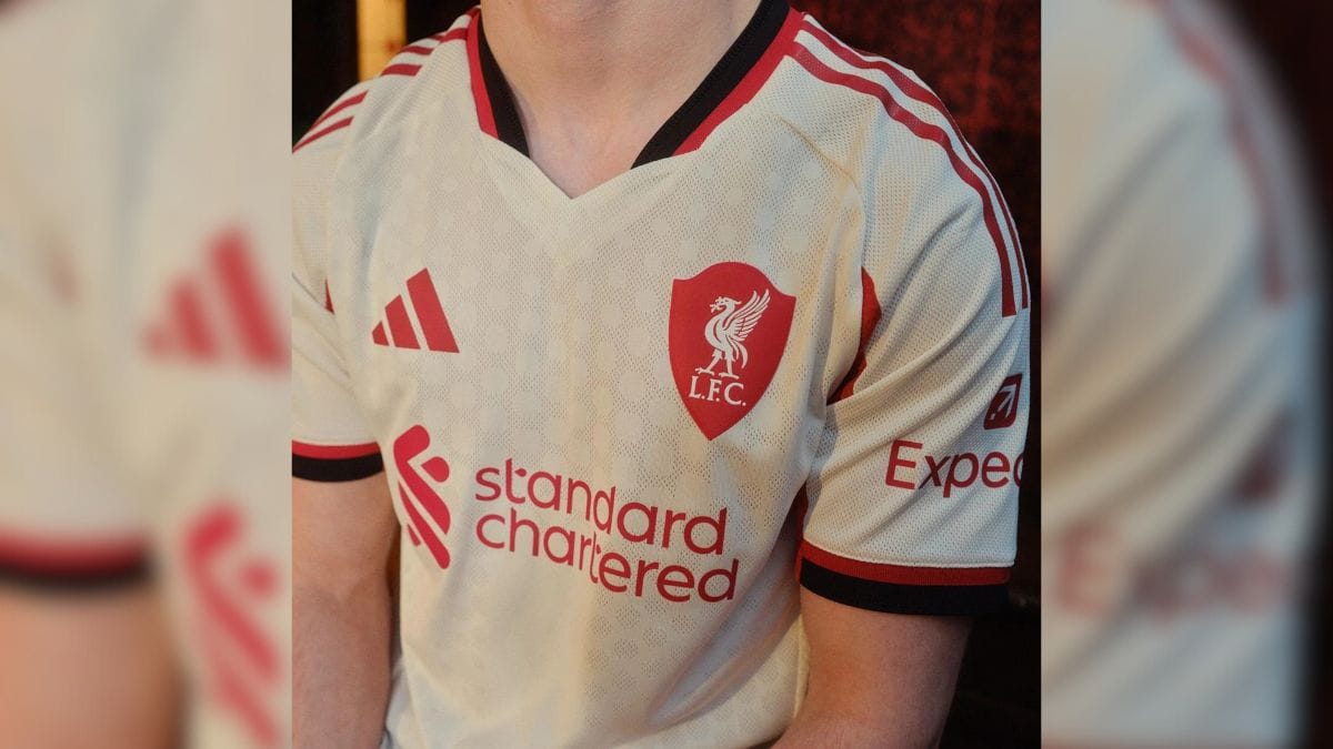 Novas camisas do Liverpool (Foto: divulgação LFC)