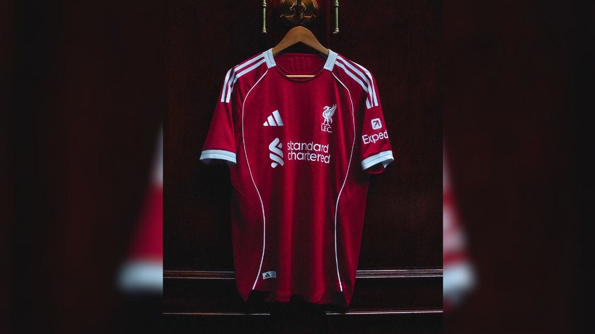 Novas camisas do Liverpool (Foto: divulgação LFC)