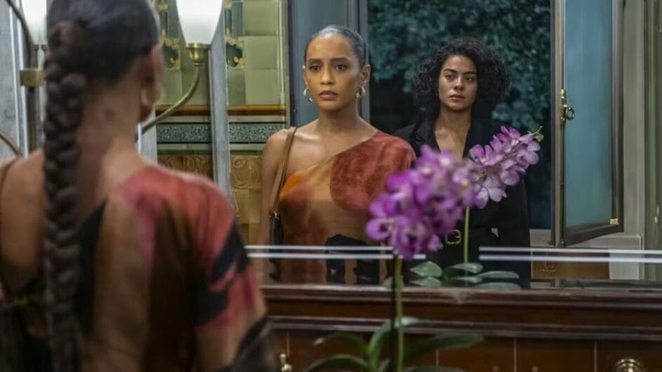 Maria de Fátima em cena do capítulo de segunda de Vale Tudo, ao planejar sua vingança contra Solange.