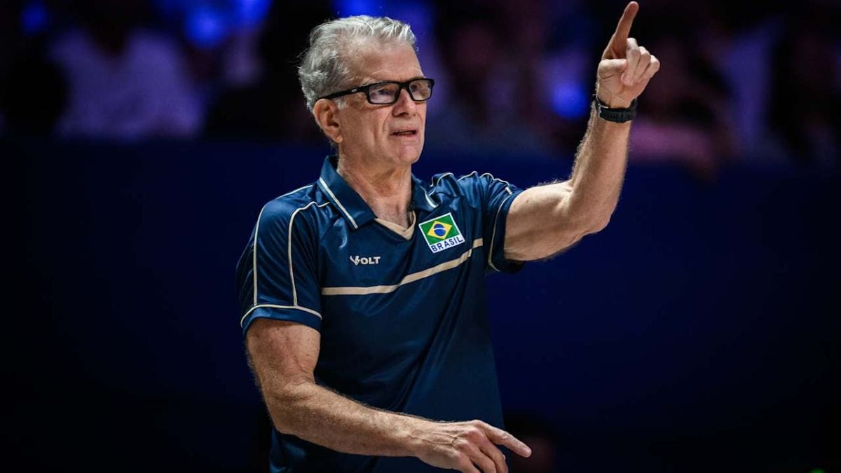Técnico Bernardinho convocou os atletas para o Mundial (Foto: FIVB, Divulgação)