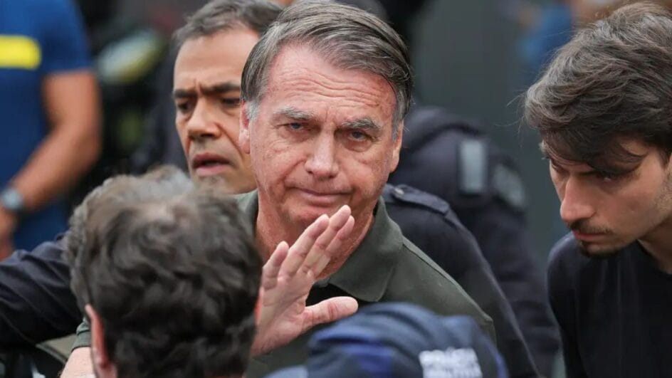 Bolsonaro deixa hospital em Brasília, Foto Fabio Rodrigues-Pozzebom Agência Brasil