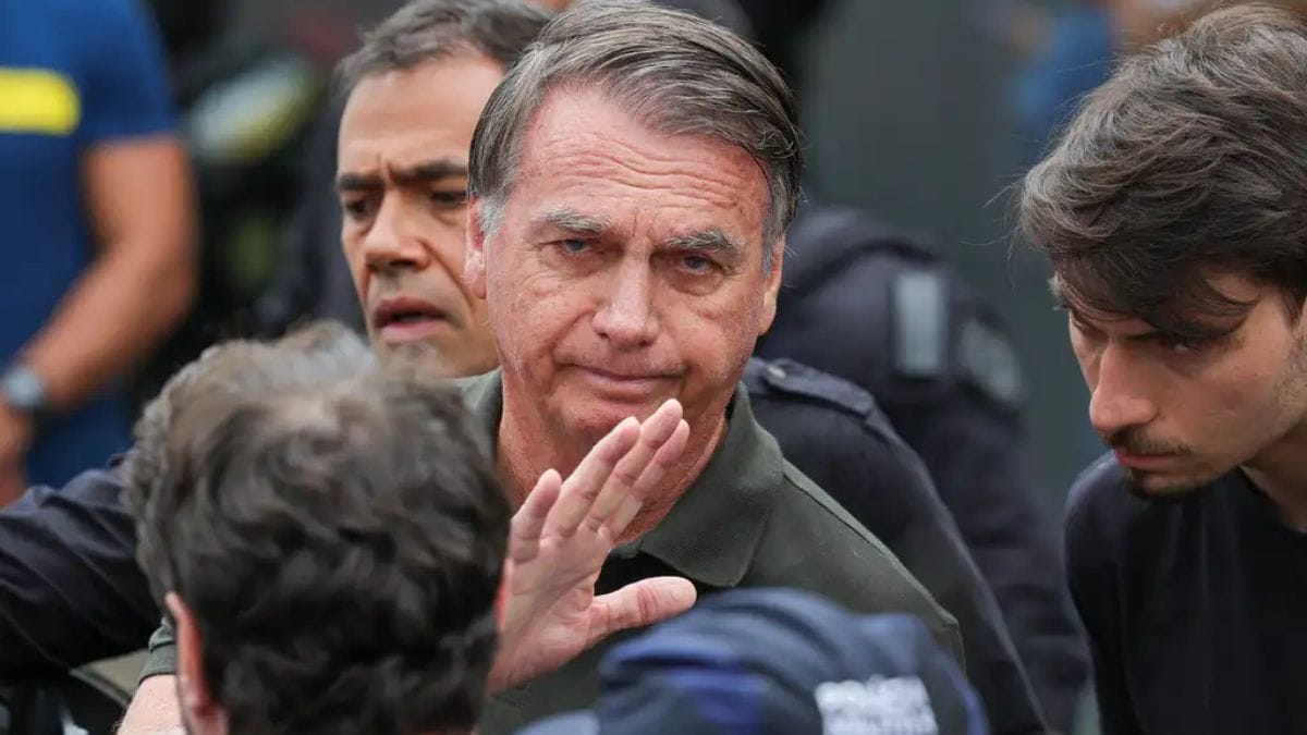Bolsonaro deixa hospital em Brasília, Foto Fabio Rodrigues-Pozzebom Agência Brasil