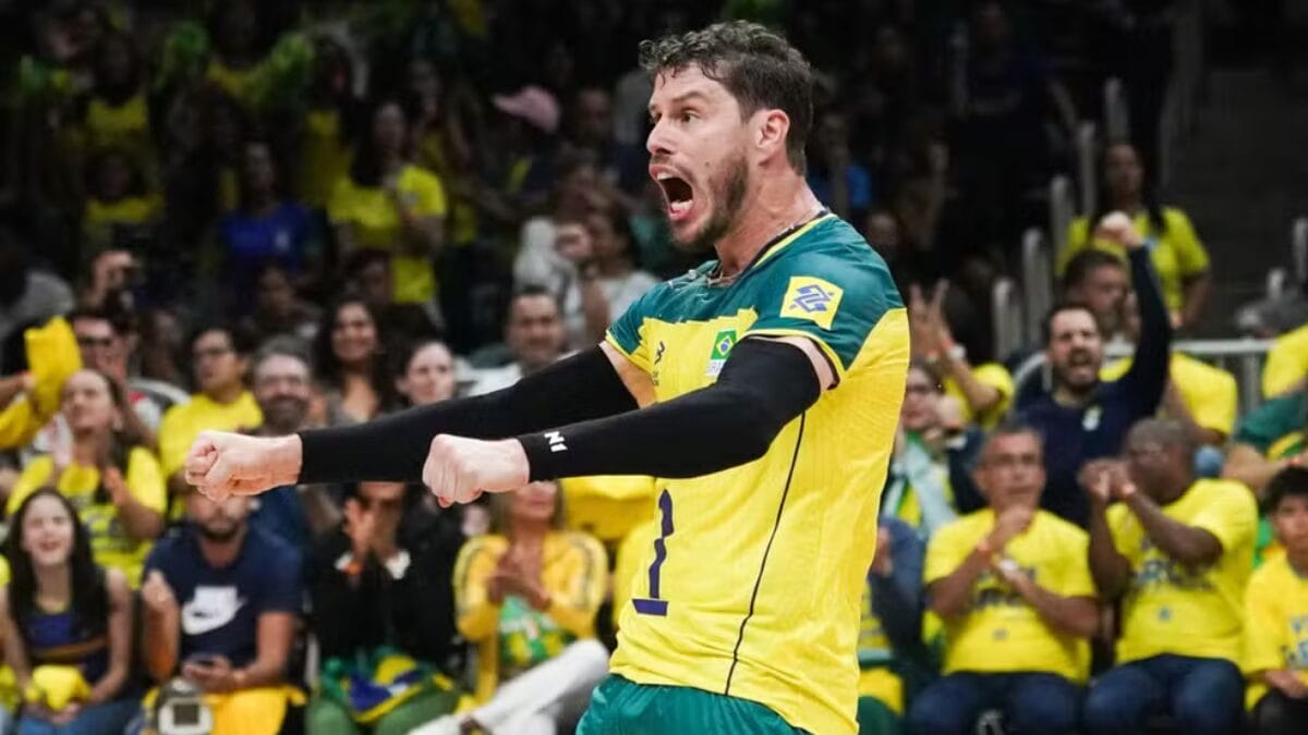 Bruninho comemora ponto brasileiro na Liga das Nações (Foto: Maurício Val, CBV)