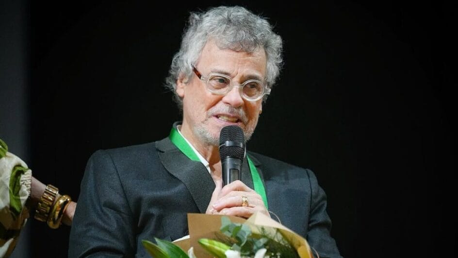 Carlinhos de Jesus revela como foi diagnosticado com doença autoimune_ _Não conseguia andar (2)