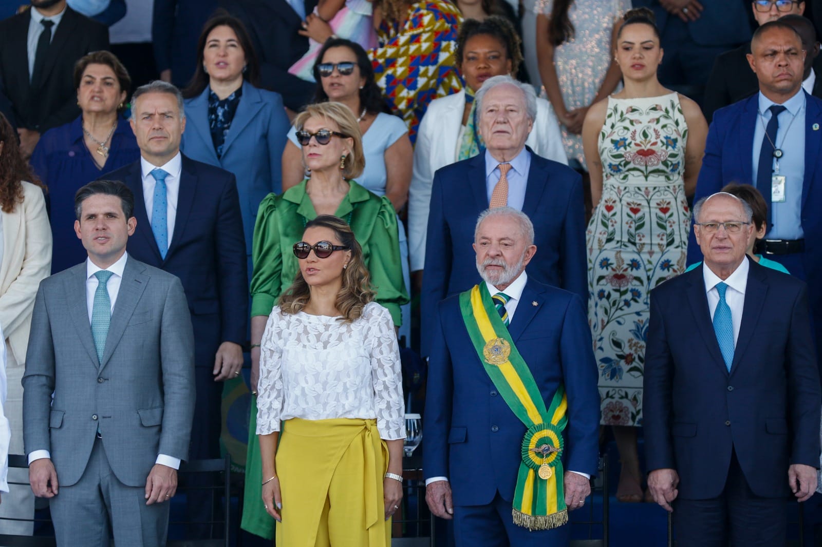Com Brasil soberano como tema, Lula participa de desfile de 7 de Setembro em Brasília