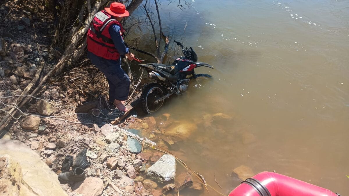 Homem morre afogado em açude e outro desaparece após cair em rio da Serra de SC