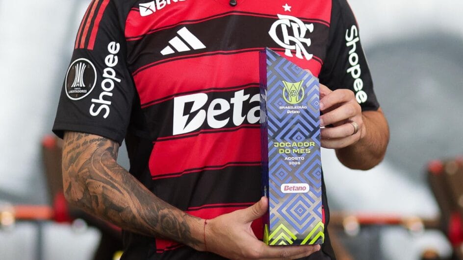 Jogador do Flamengo venceu a premiação (Foto: Gilvan de Souza, Flamengo)