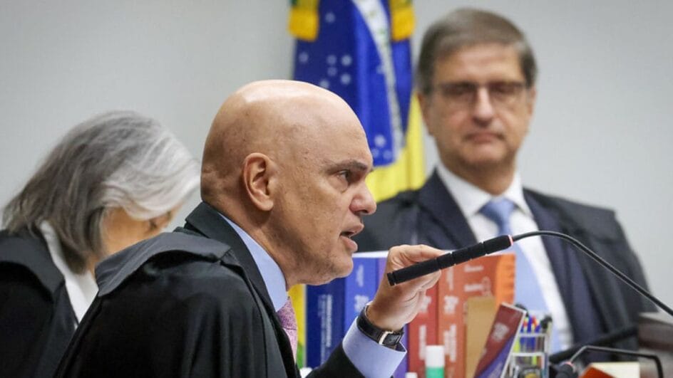 Alexandre de Moraes iniciou etapa de votos dos ministros em julgamento de Bolsonaro no STF (Foto: Rosinei Coutinho, STF)