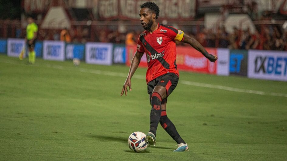 Atlético-GO é o visitante da partida (Foto: Bruno Corsino, ACG)