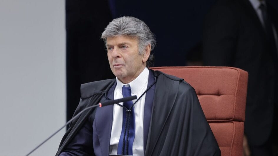 Quais argumentos usados por Fux para pedir anulação do julgamento da trama golpista