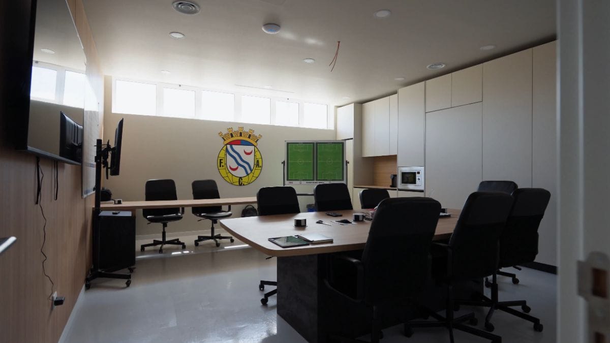 Reforma estádio Alverca 