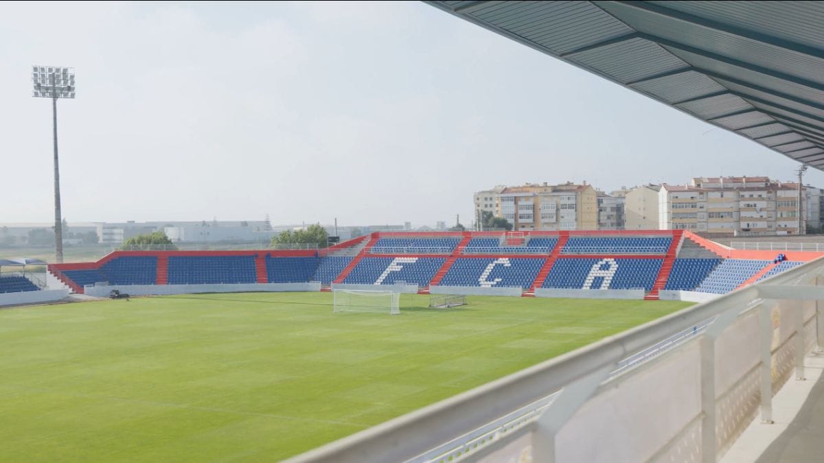 Reforma estádio Alverca 