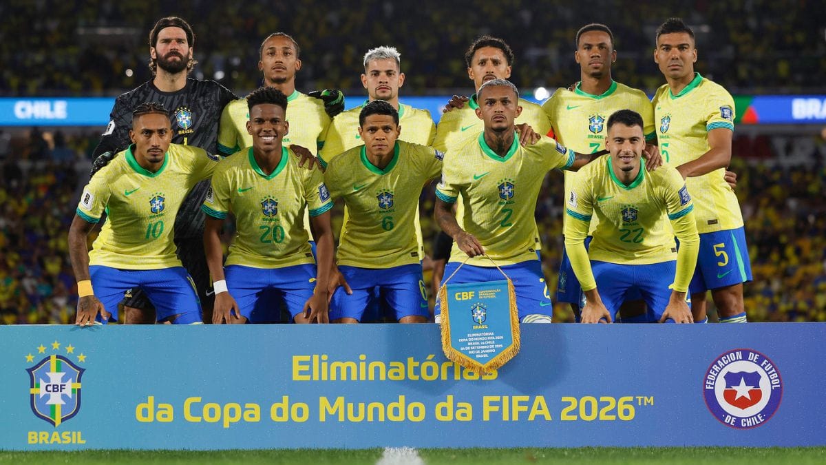 Seleção Brasileira e a formação titular da última partida em casa, contra o Chile, no Maracanã (Foto: @rafaelribeirorio, CBF)