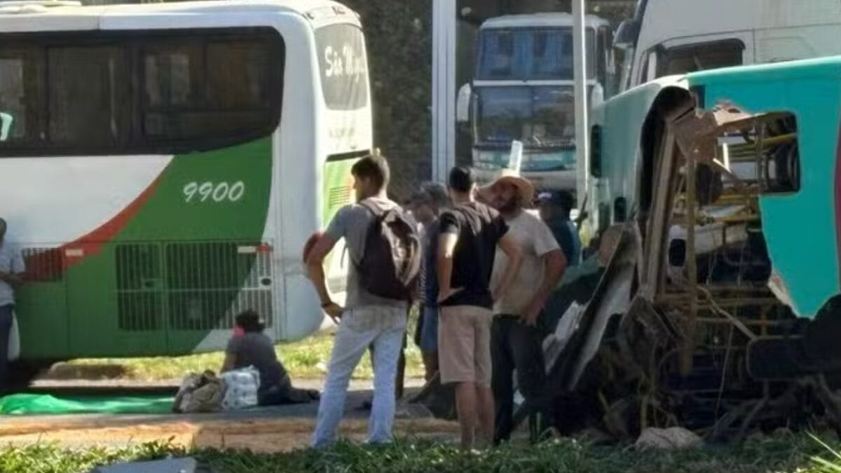 Drogas e bebidas são achadas em carro envolvido em acidente que matou criança em Chapecó