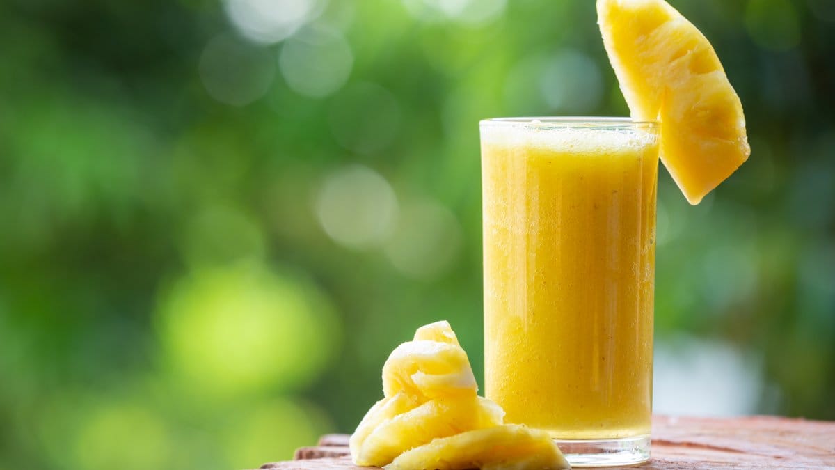 o abacaxi é extremamente versátil e combina com diferentes receitas (Foto: Banco de imagens)