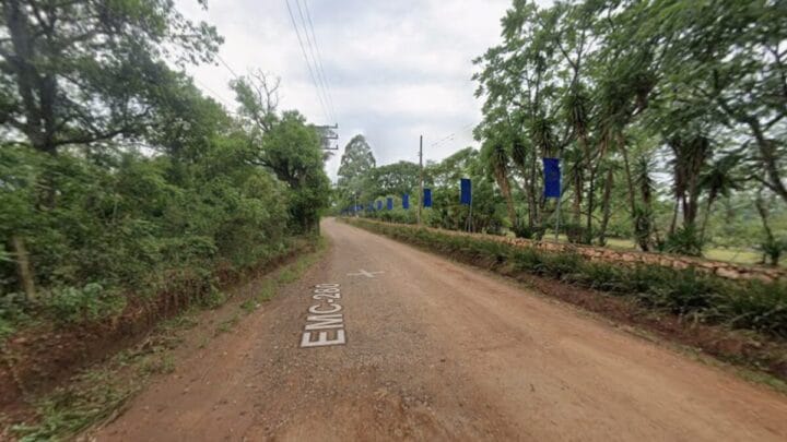 Adolescente morre atropelado ao descer de ônibus em Chapecó