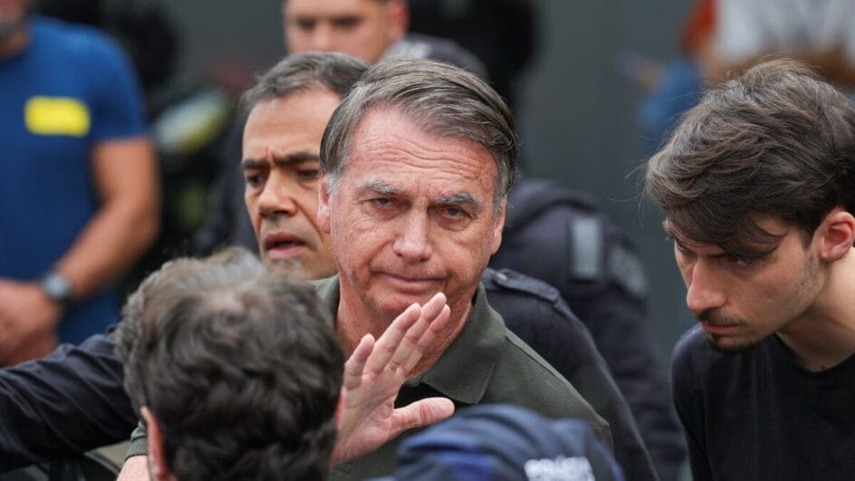 Ex-presidente está em prisão domiciliar desde 4 de agosto (Foto: Fabio Rodrigues-Pozzebom, Agência Brasil)