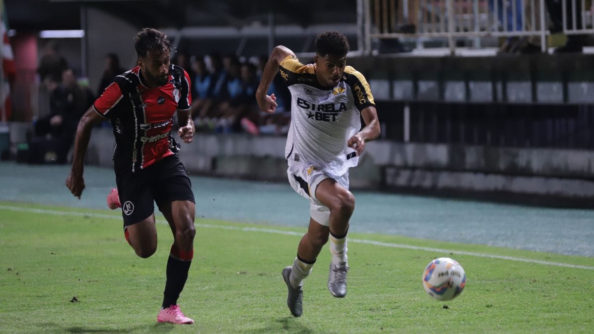 Criciúma é o mandante da partida (Foto: Celso da Luz)