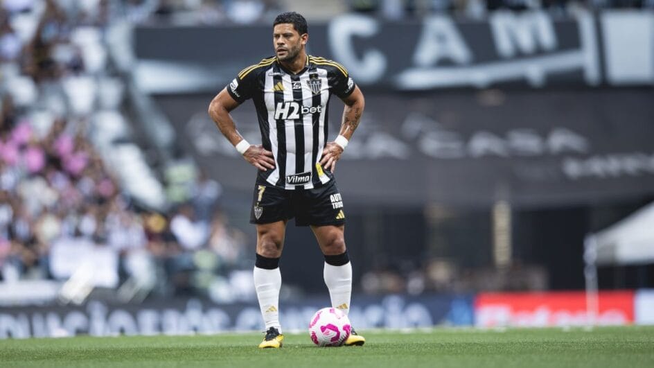 Hulk virou banco em jogo decisivo (Foto: Pedro Souza)