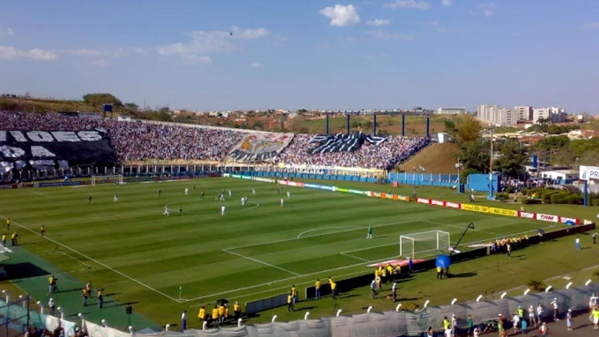 Estádio viu o primeiro gol de Ronaldo Fenômeno pelo Corinthians (Foto: Diogo Scarmagnani)