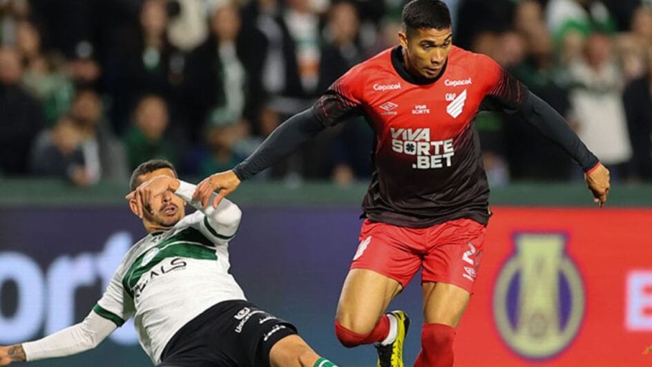 Goiás é o mandante da partida (Foto: José Tramontin)