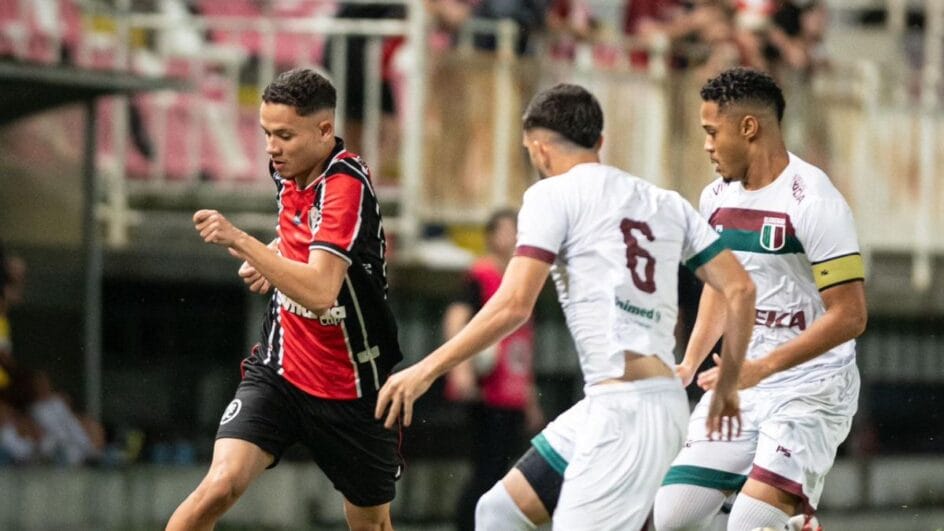 Jec vence o Blumenau na Arena Joinville (Foto: Luiz Vieira, JEC)