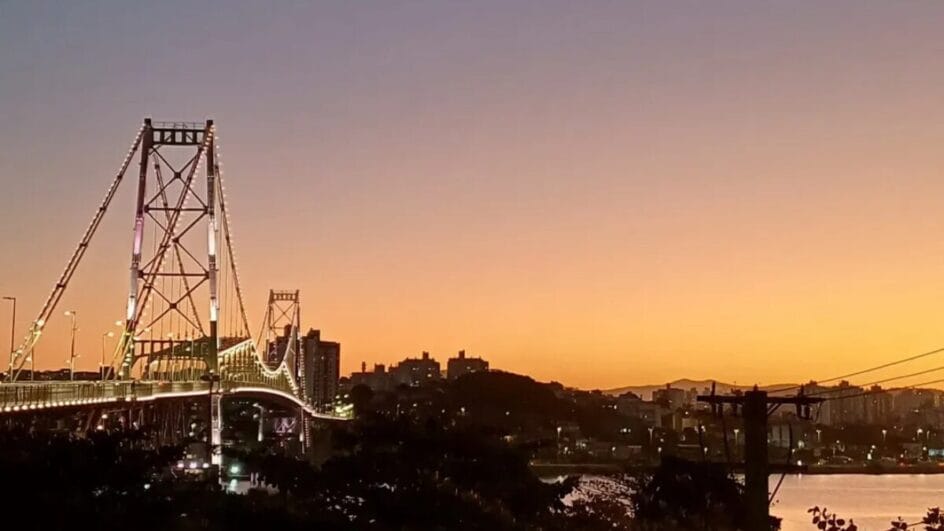 Largo da Ponte Hercílio Luz (2)