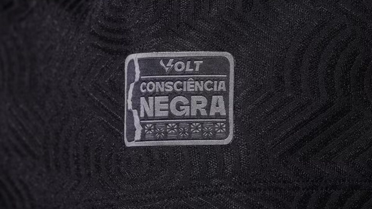 Nova camisa é em homenagem ao mês da Consciência Negra 