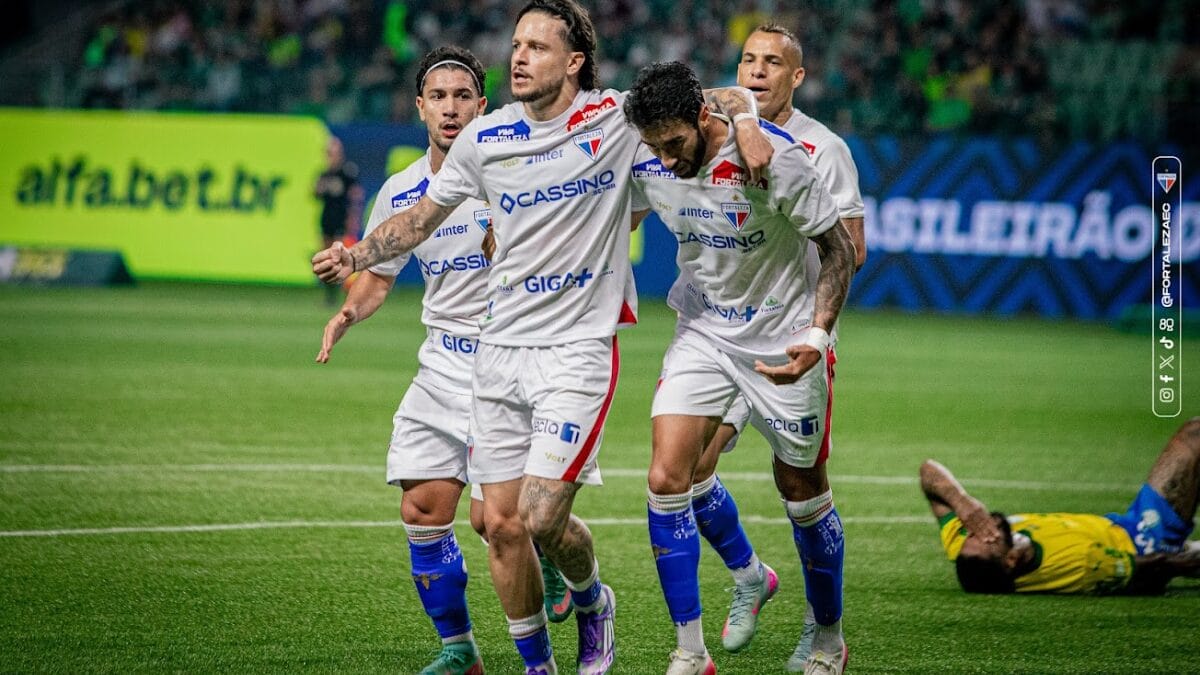 Jogadores do Fortaleza em jogo pela Série A 2025