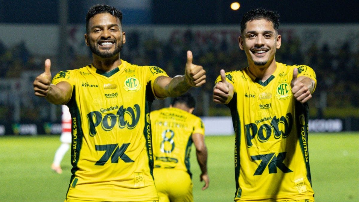 Reinaldo celebra o segundo gol do Mirassol contra o São Paulo