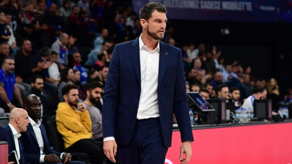 Tiago Splitter assume os Blazers na NBA